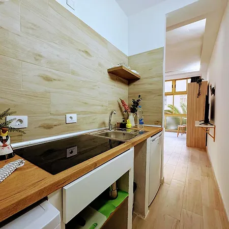 Lm27 By Wave Apartment *